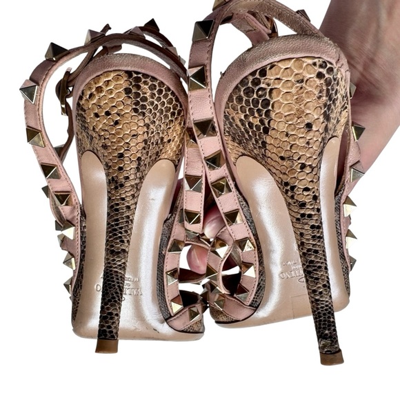 Valentino Two Tone Snakeskin Rockstud Ankle Strap Pumps Size 38 - Picture 6 of 9